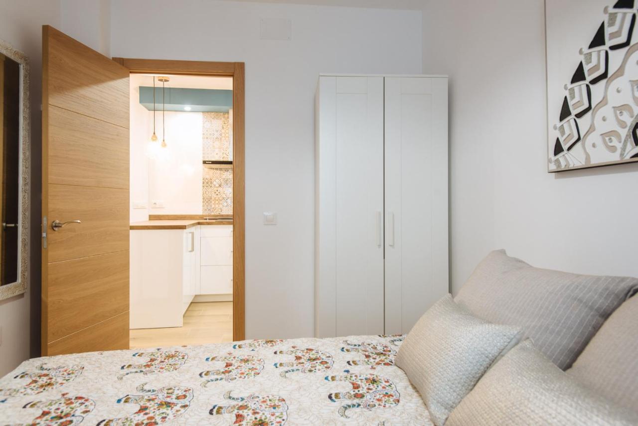 El Apartamento Del Reloj De Sol Sevilla Buitenkant foto