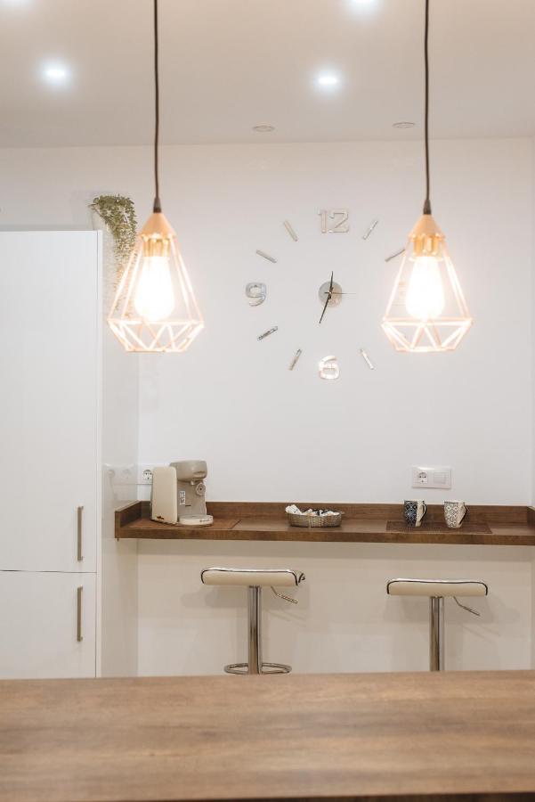 El Apartamento Del Reloj De Sol Sevilla Buitenkant foto