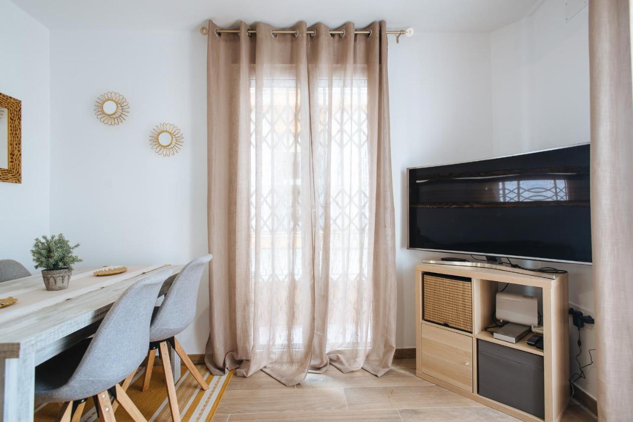 El Apartamento Del Reloj De Sol Sevilla Buitenkant foto