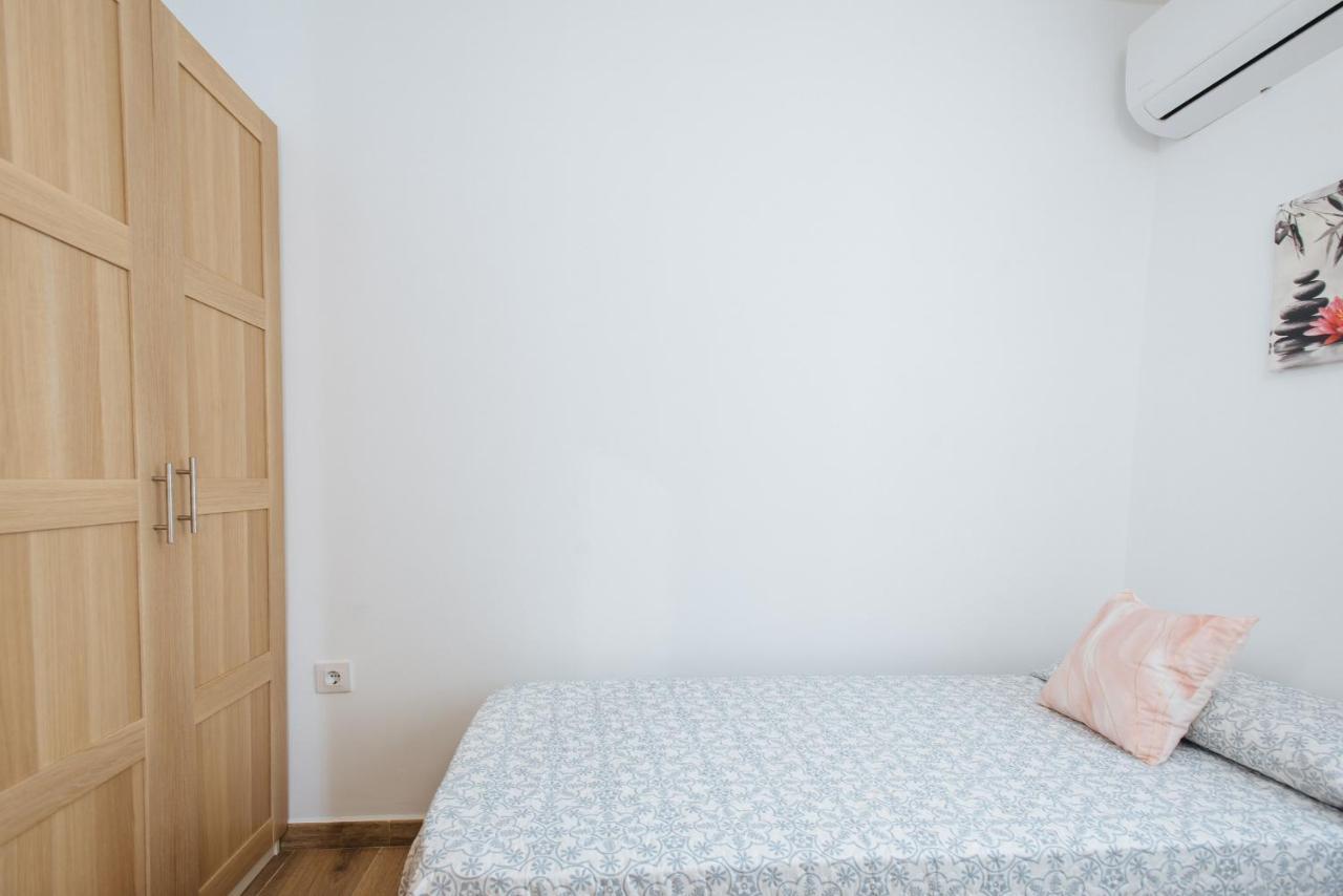 El Apartamento Del Reloj De Sol Sevilla Buitenkant foto
