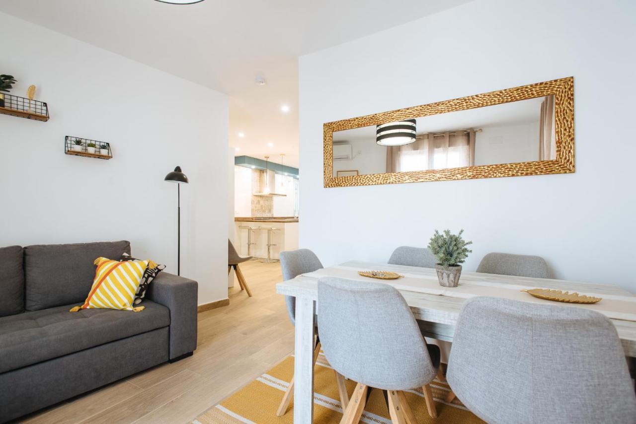 El Apartamento Del Reloj De Sol Sevilla Buitenkant foto