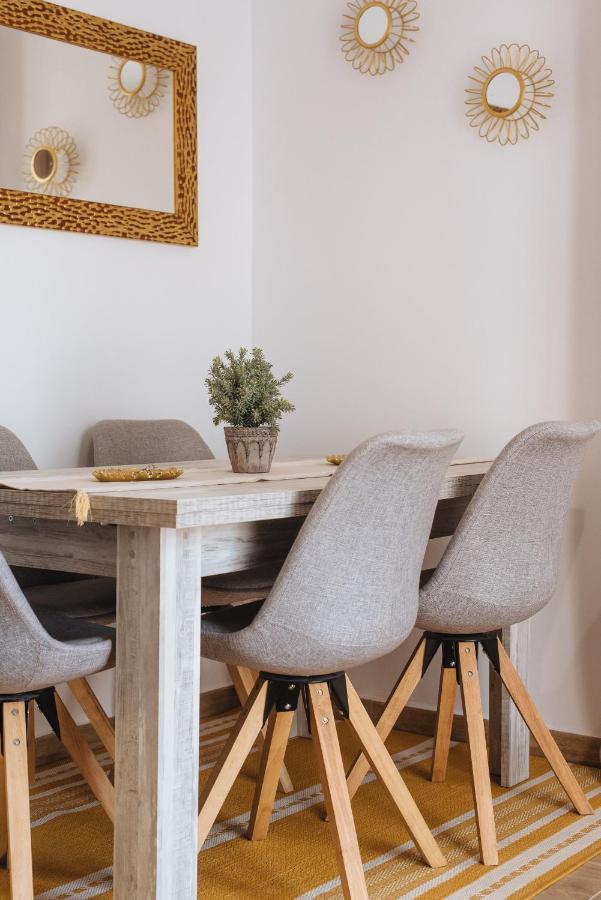 El Apartamento Del Reloj De Sol Sevilla Buitenkant foto
