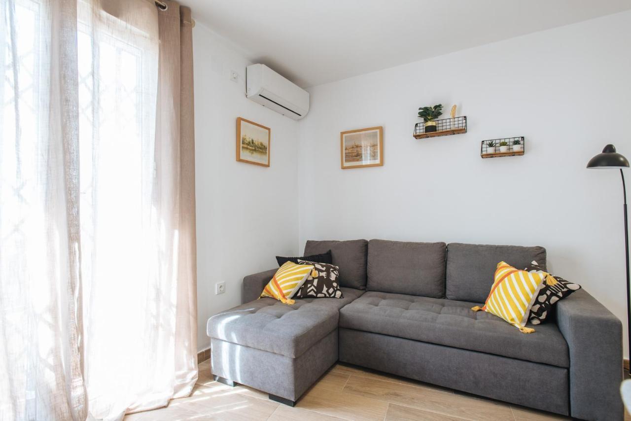 El Apartamento Del Reloj De Sol Sevilla Buitenkant foto