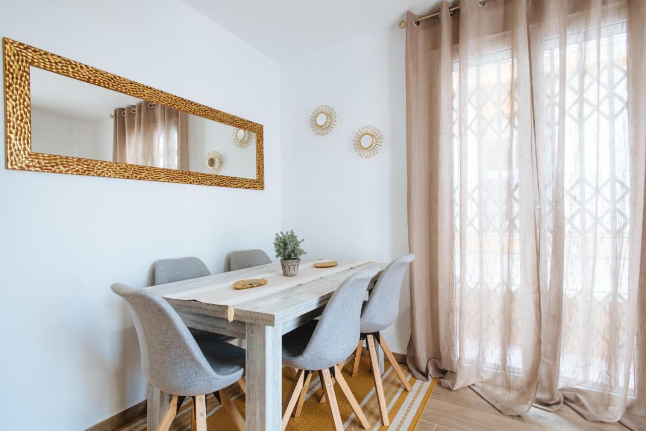 El Apartamento Del Reloj De Sol Sevilla Buitenkant foto